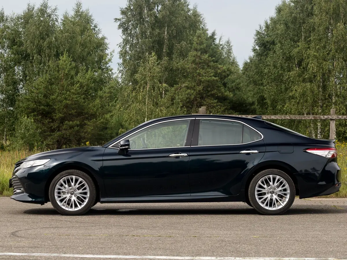 Toyota Camry VIII (XV70) Седан — сүрөт 14