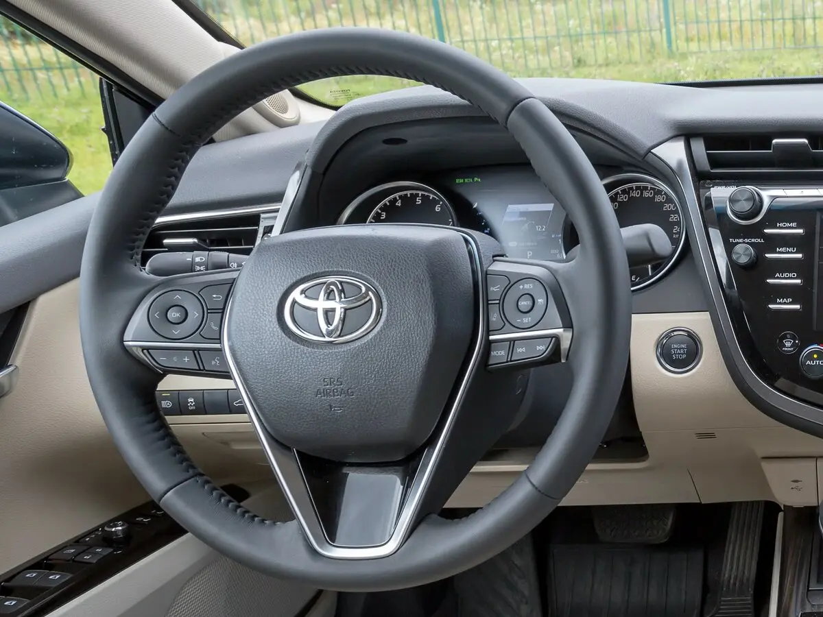 Toyota Camry VIII (XV70) Седан — сүрөт 21