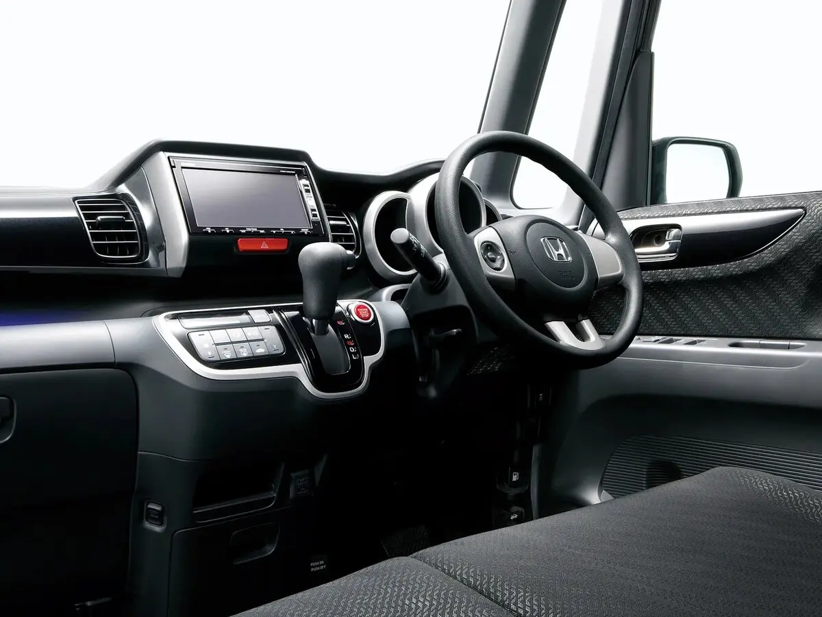 Honda N-BOX I Рестайлинг Микровэн — сүрөт 6