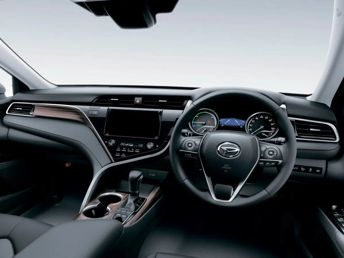 Daihatsu Altis V Седан — сүрөт 4