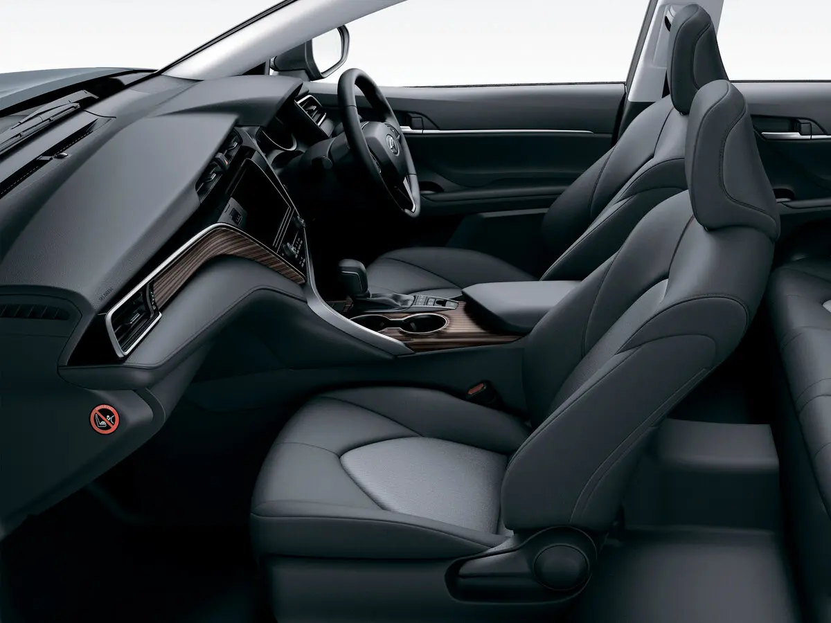 Daihatsu Altis V Седан — сүрөт 5