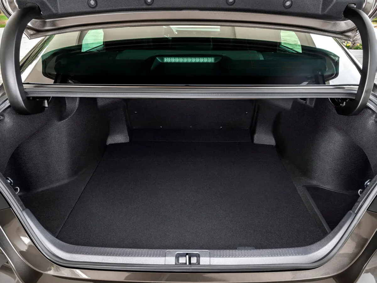 Daihatsu Altis V Седан — сүрөт 11