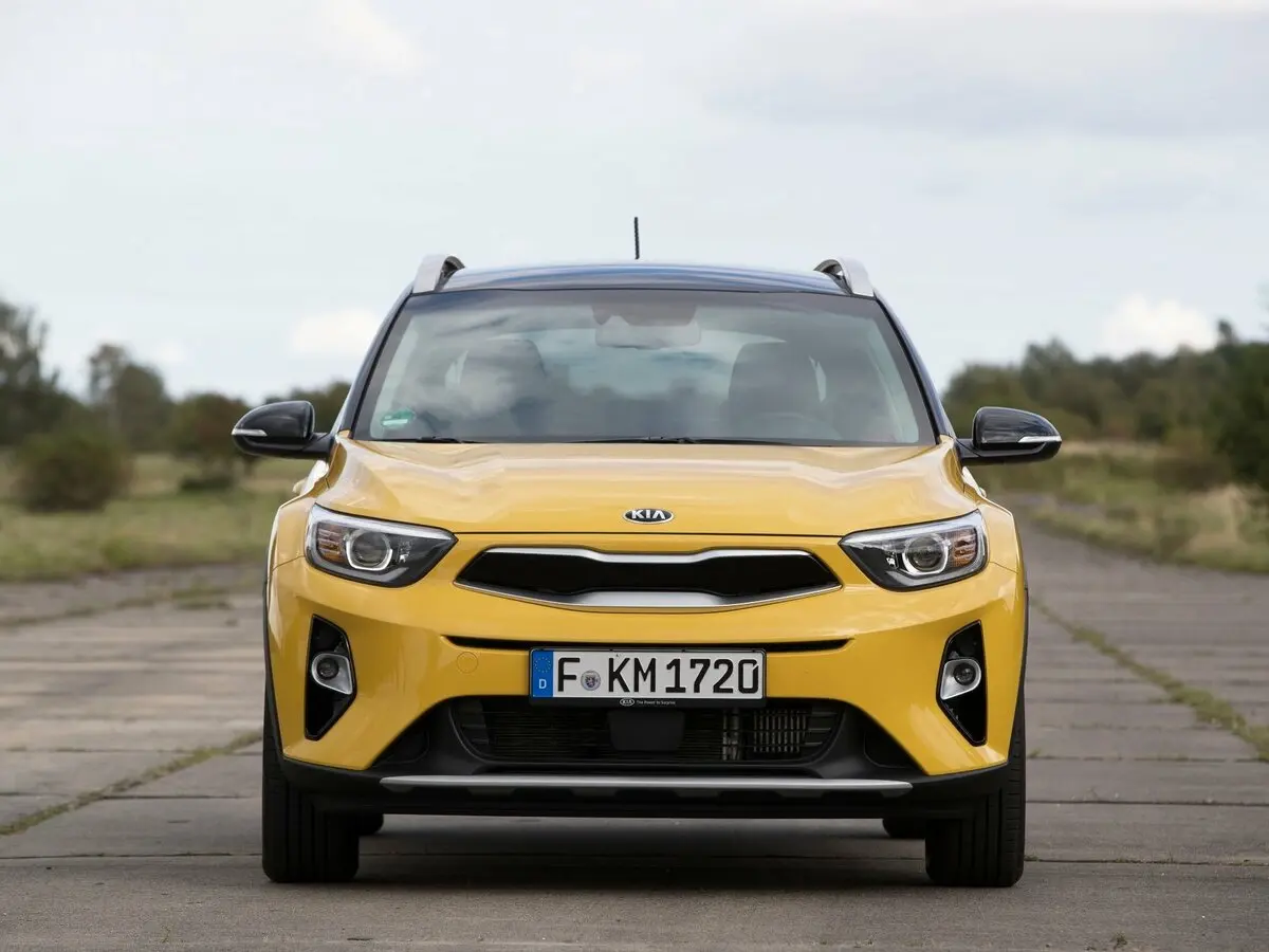 Kia Stonic I Внедорожник 5 дв. — фото 3