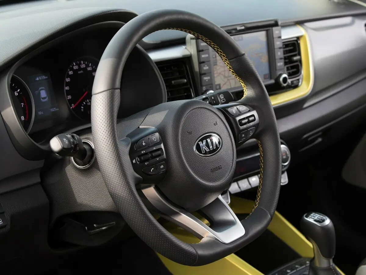 Kia Stonic I Внедорожник 5 дв. — фото 10