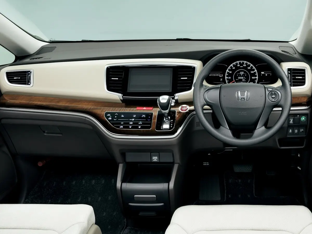 Honda Odyssey V Минивэн — фото 5