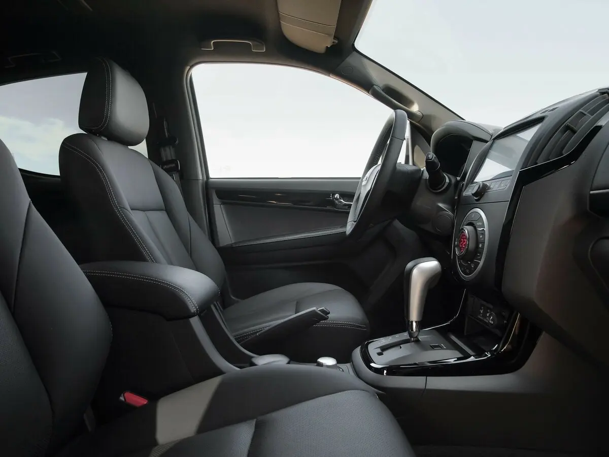 Isuzu D-Max II Пикап Двойная кабина Arctic Trucks — photo 6