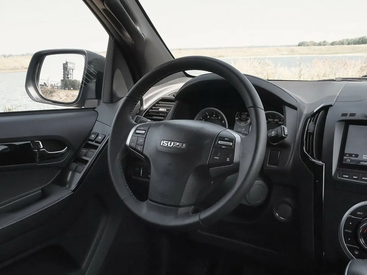 Isuzu D-Max II Пикап Двойная кабина Arctic Trucks — photo 7