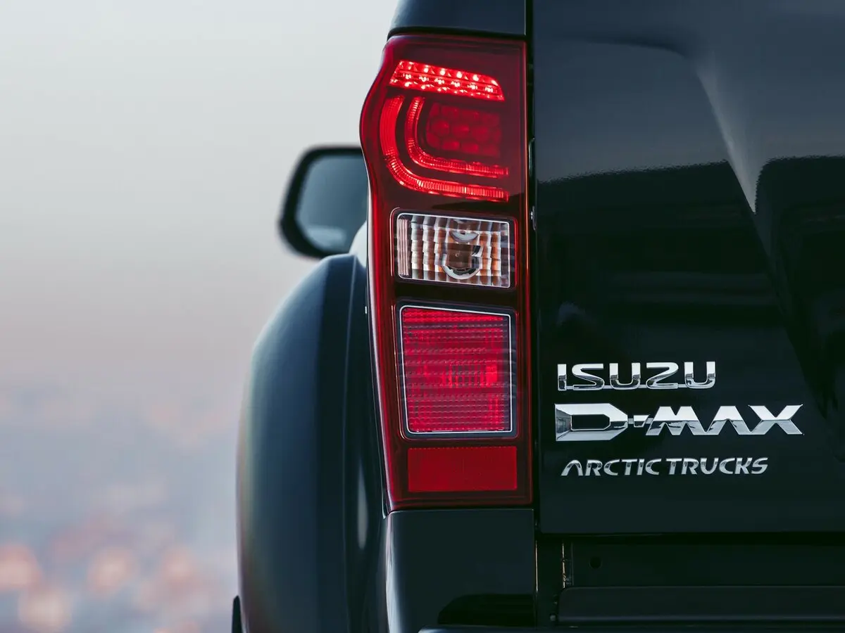 Isuzu D-Max II Пикап Двойная кабина Arctic Trucks — photo 8