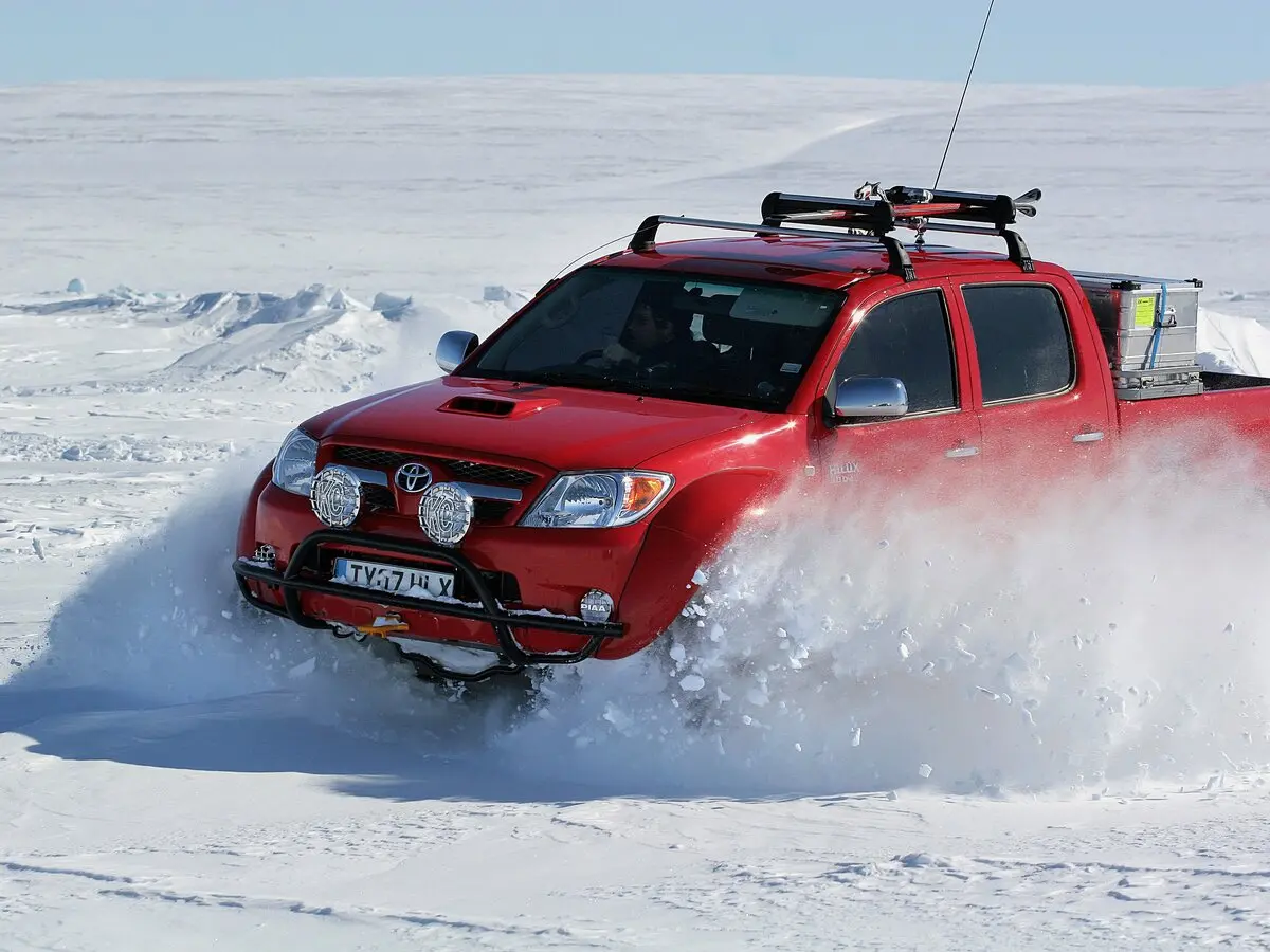 Toyota Hilux VII Пикап Двойная кабина Arctic Trucks — сүрөт 7