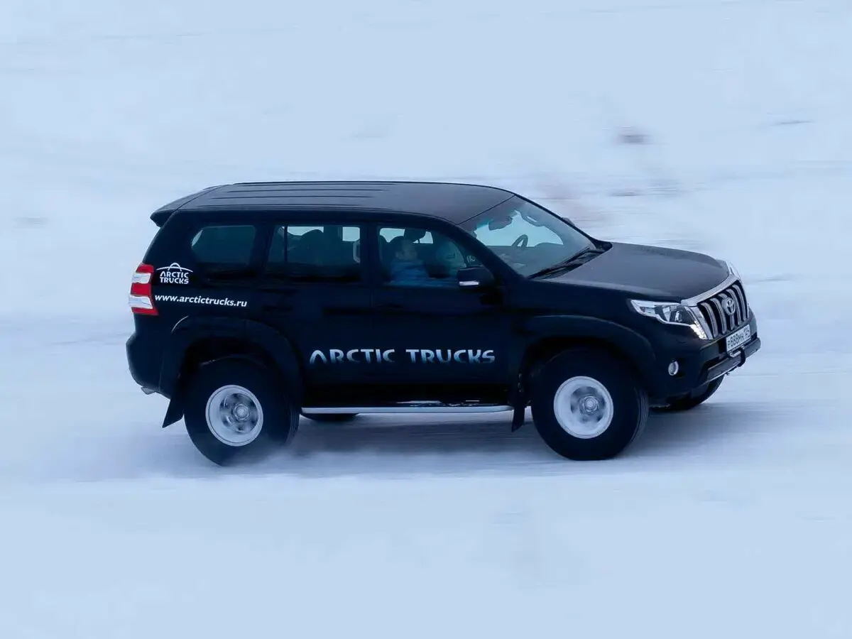 Toyota Land Cruiser Prado 150 Series Рестайлинг 1 Внедорожник 5 дв. Arctic Trucks — фото 2