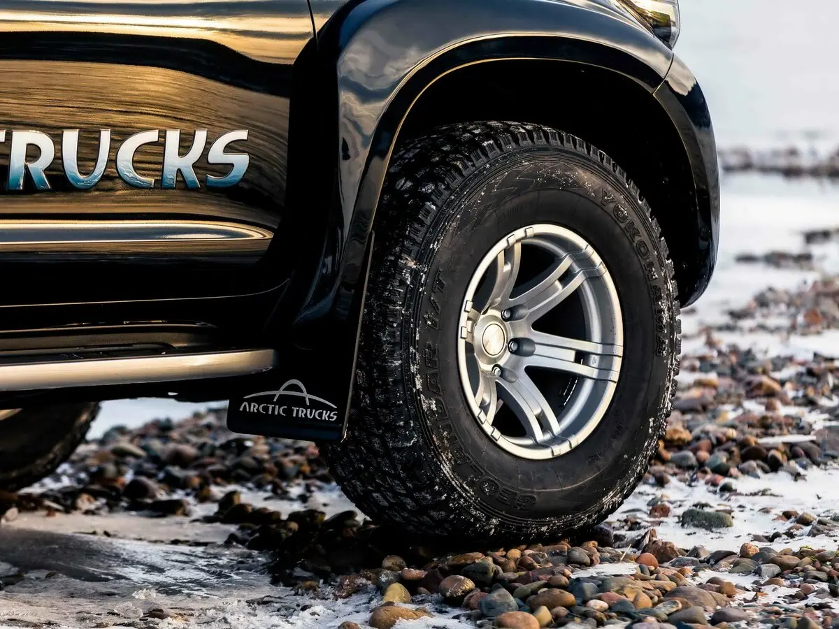 Toyota Land Cruiser Prado 150 Series Рестайлинг 1 Внедорожник 5 дв. Arctic Trucks — фото 8