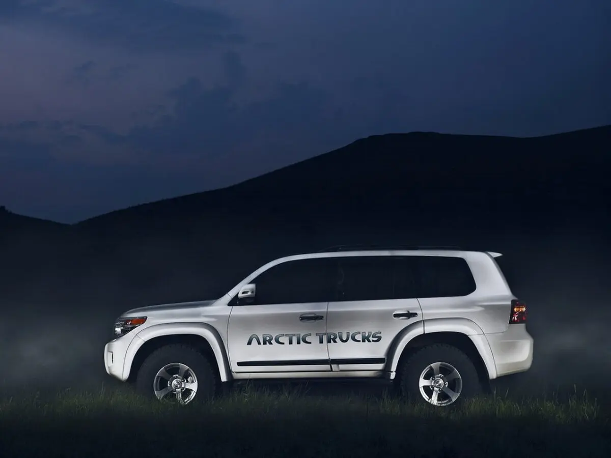 Toyota Land Cruiser 200 Series Рестайлинг 1 Внедорожник 5 дв. Arctic Trucks — фото 2