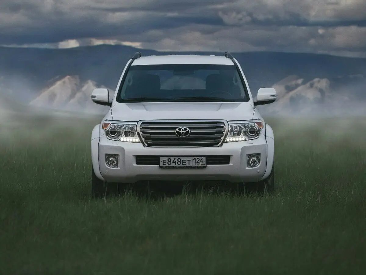 Toyota Land Cruiser 200 Series Рестайлинг 1 Внедорожник 5 дв. Arctic Trucks — фото 3