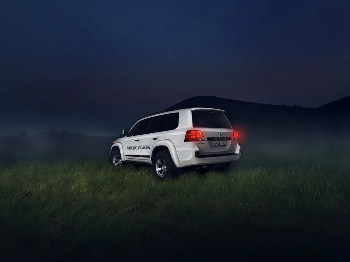 Toyota Land Cruiser 200 Series Рестайлинг 1 Внедорожник 5 дв. Arctic Trucks — фото 4
