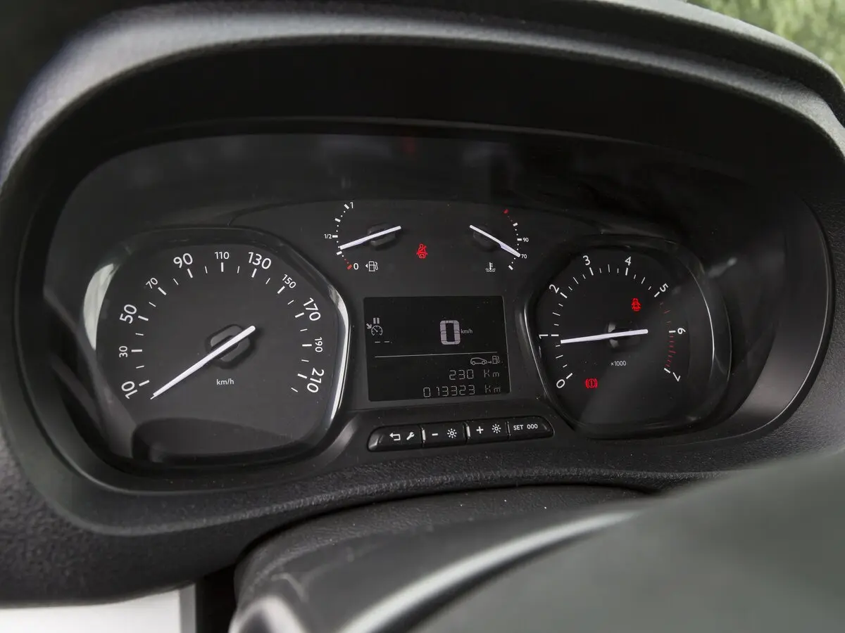 Peugeot Traveller I Минивэн Long — сүрөт 22
