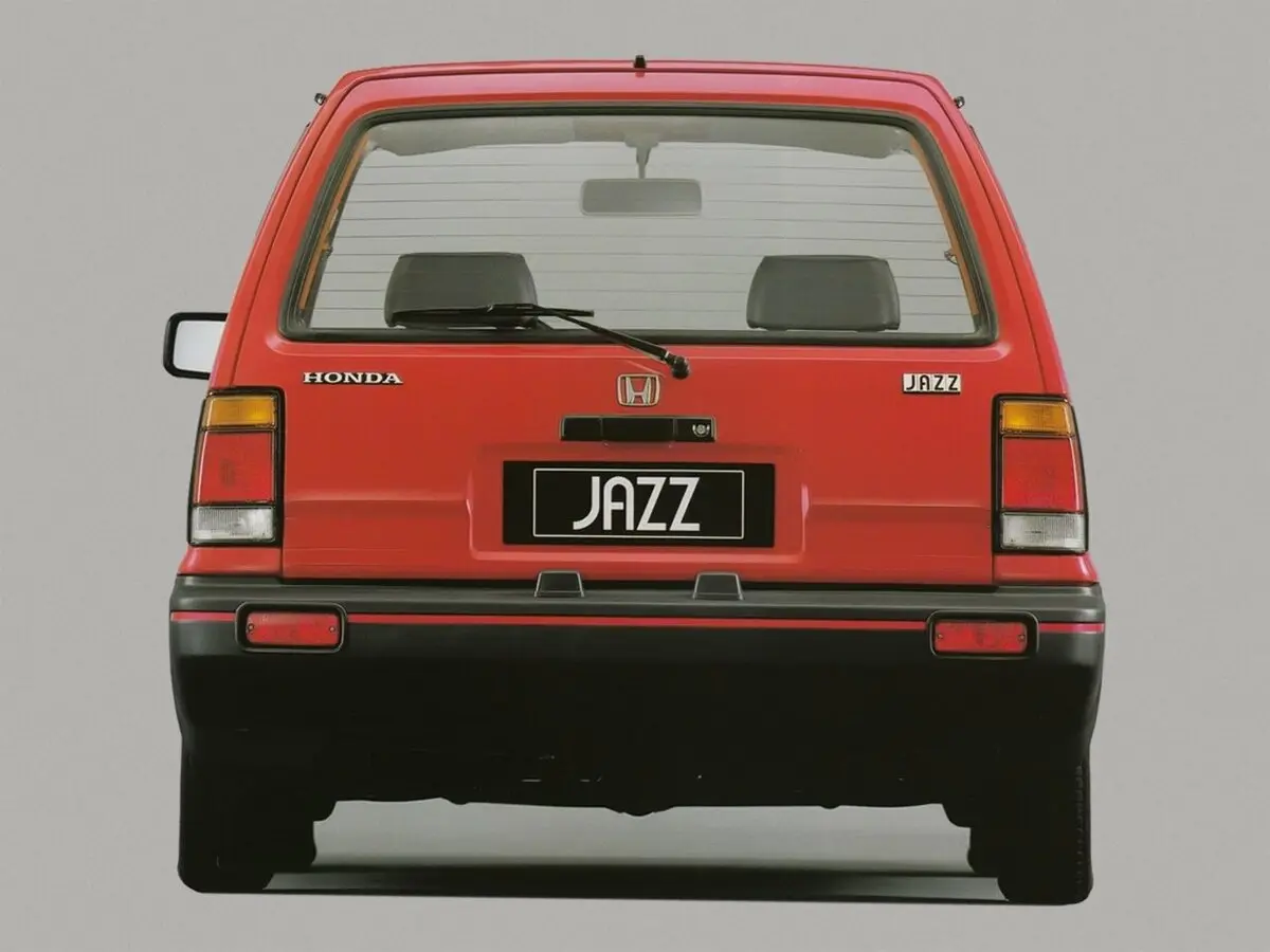 Honda Jazz AA Хэтчбек 3 дв. — фото 4