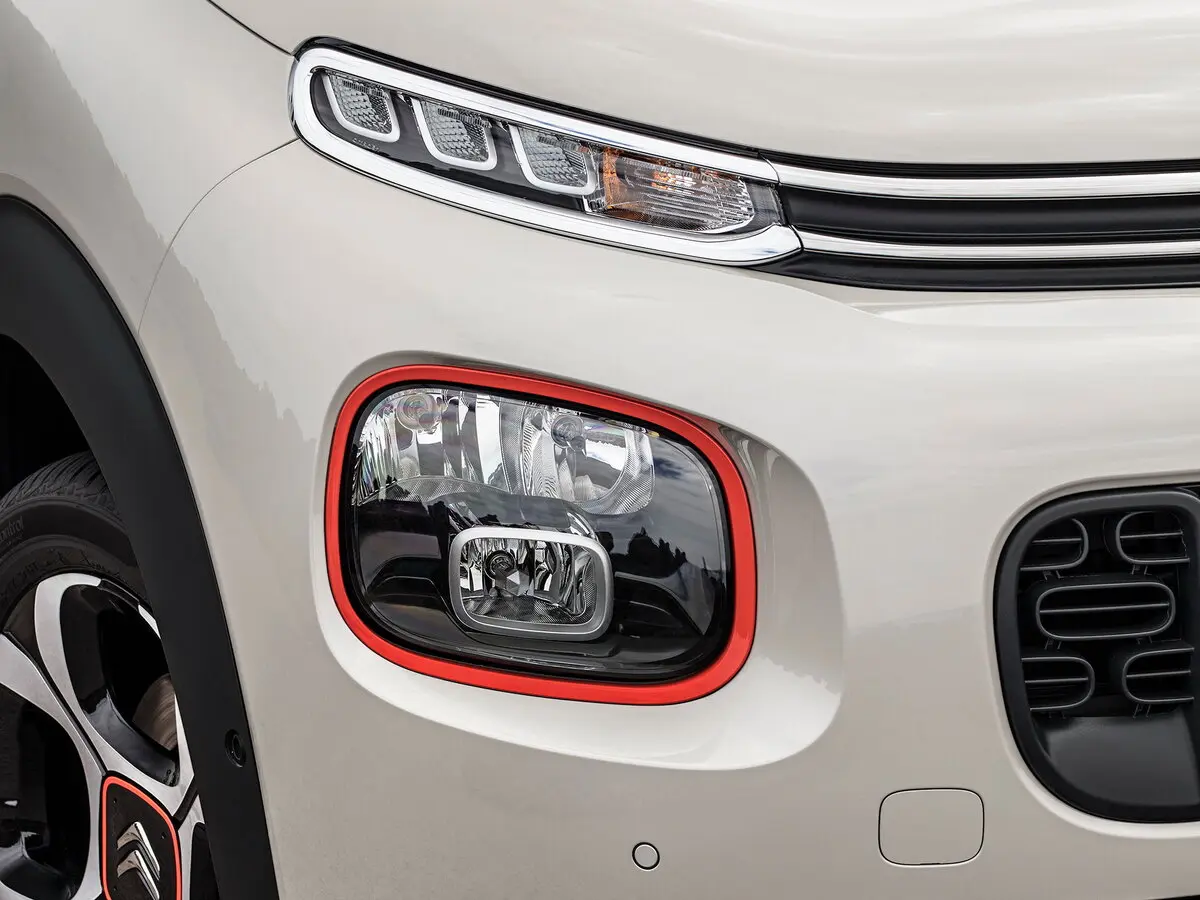 Citroen C3 Aircross I Внедорожник 5 дв. — photo 15