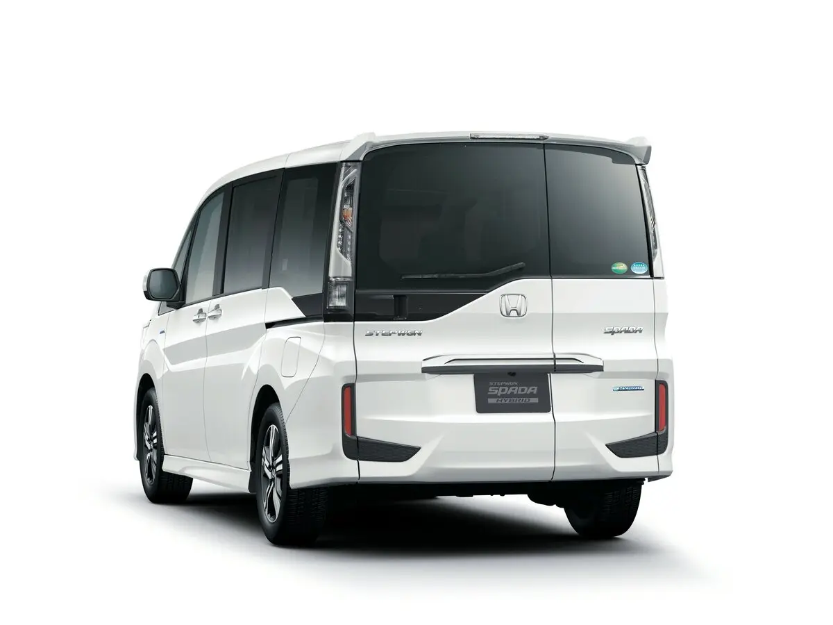 Honda Stepwgn V Рестайлинг Минивэн Spada — фото 3