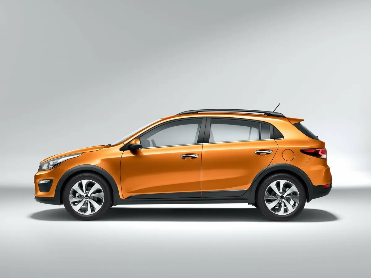 Kia Rio IV Хэтчбек 5 дв. X-Line — фото 2