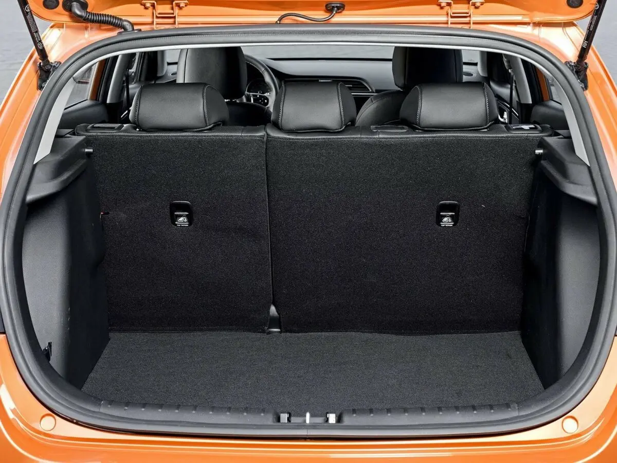 Kia Rio IV Хэтчбек 5 дв. X-Line — фото 12