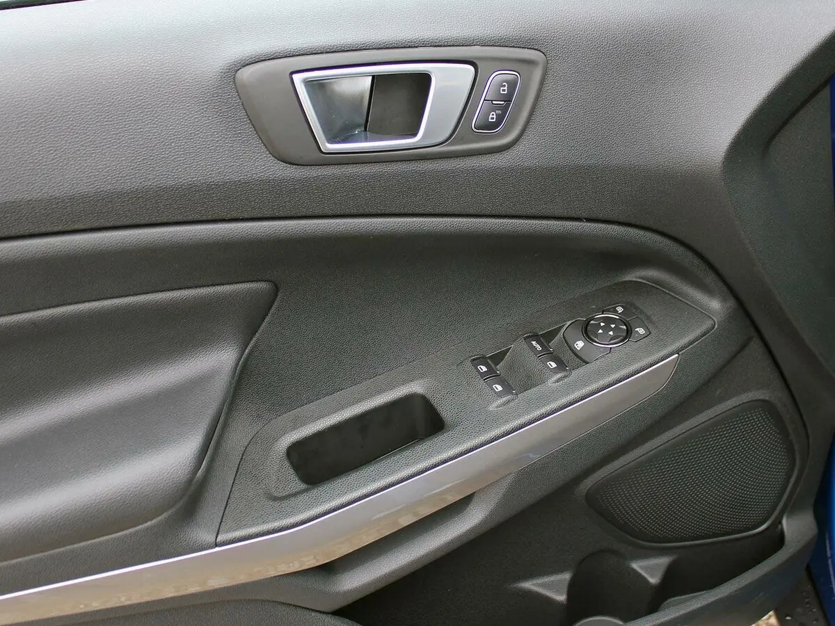 Ford EcoSport II Рестайлинг Внедорожник 5 дв. — сүрөт 13