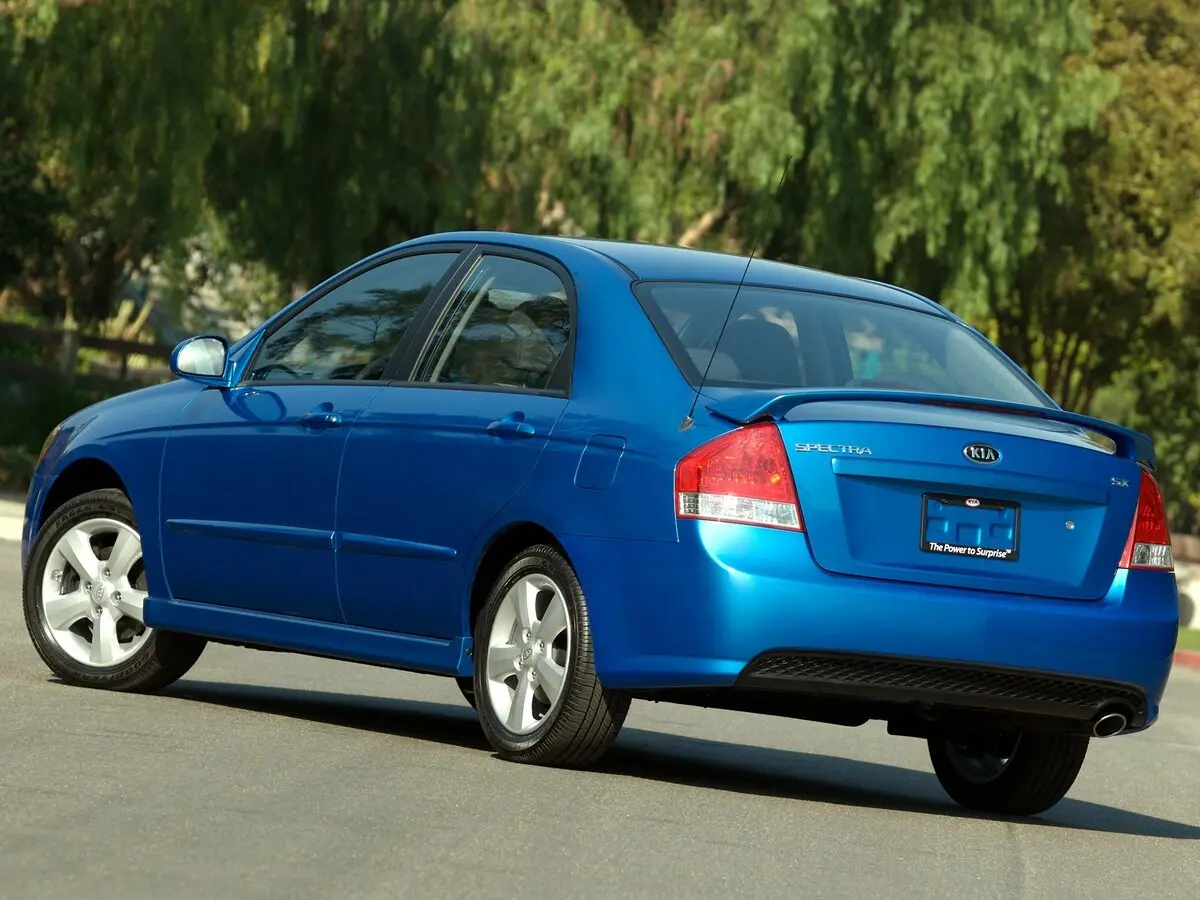 Kia Spectra II Седан — сүрөт 4
