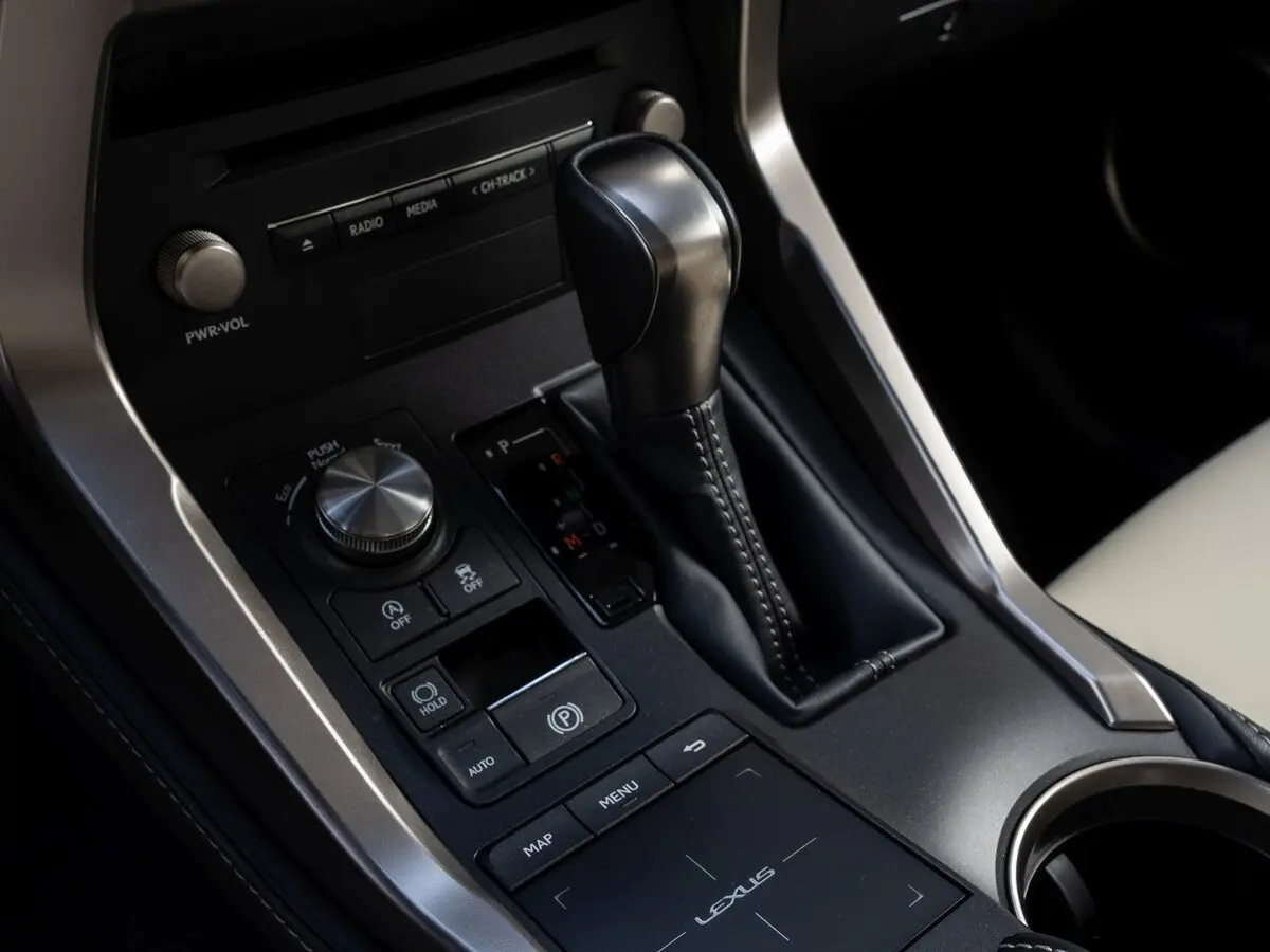 Lexus NX I Рестайлинг Внедорожник 5 дв. — фото 14