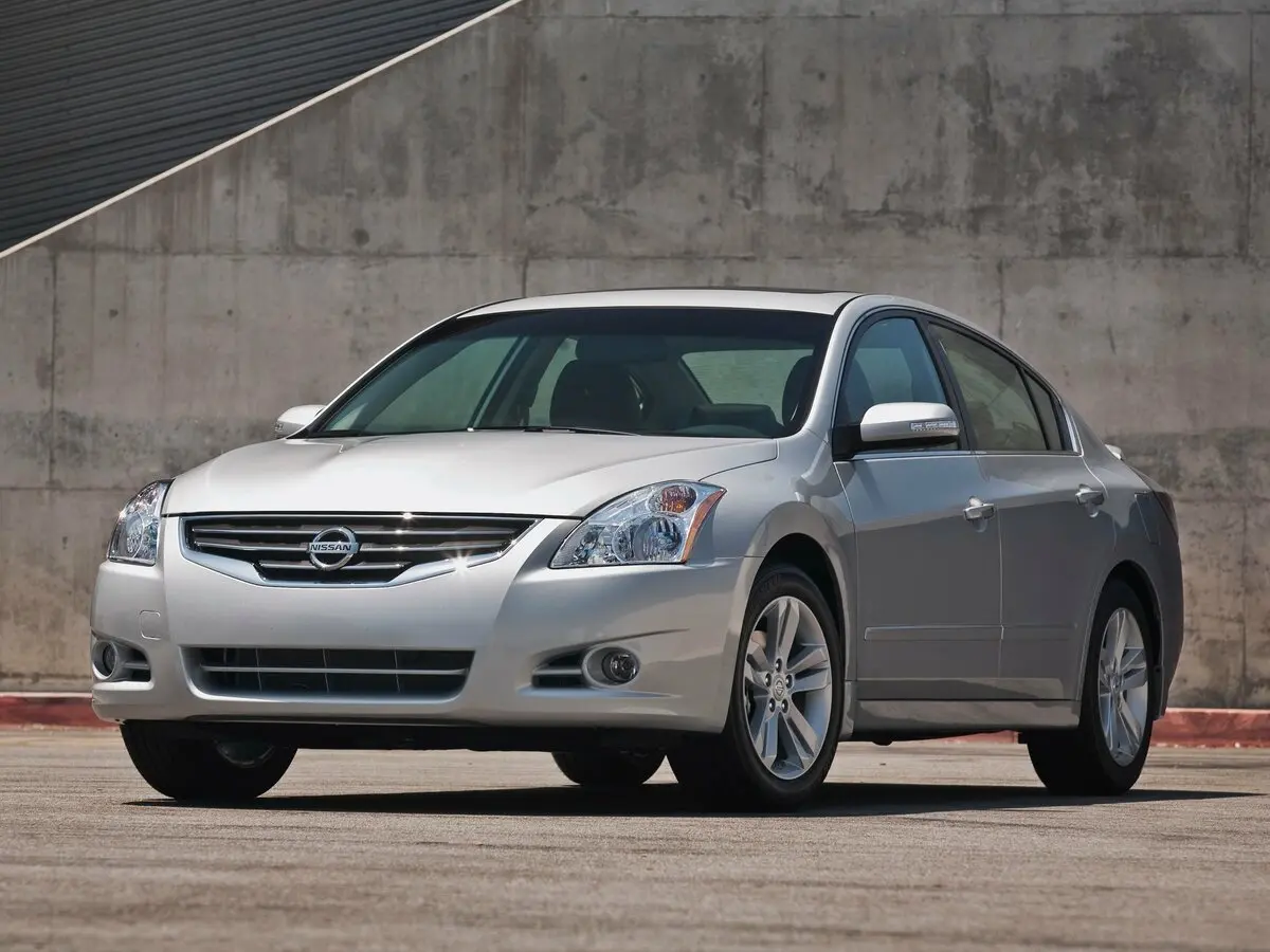 Nissan Altima IV (L32) Рестайлинг Седан