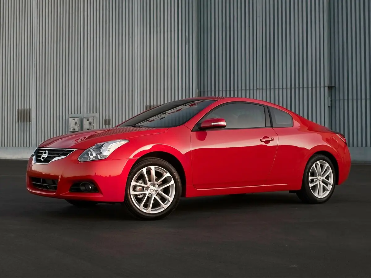 Nissan Altima IV (L32) Рестайлинг Купе