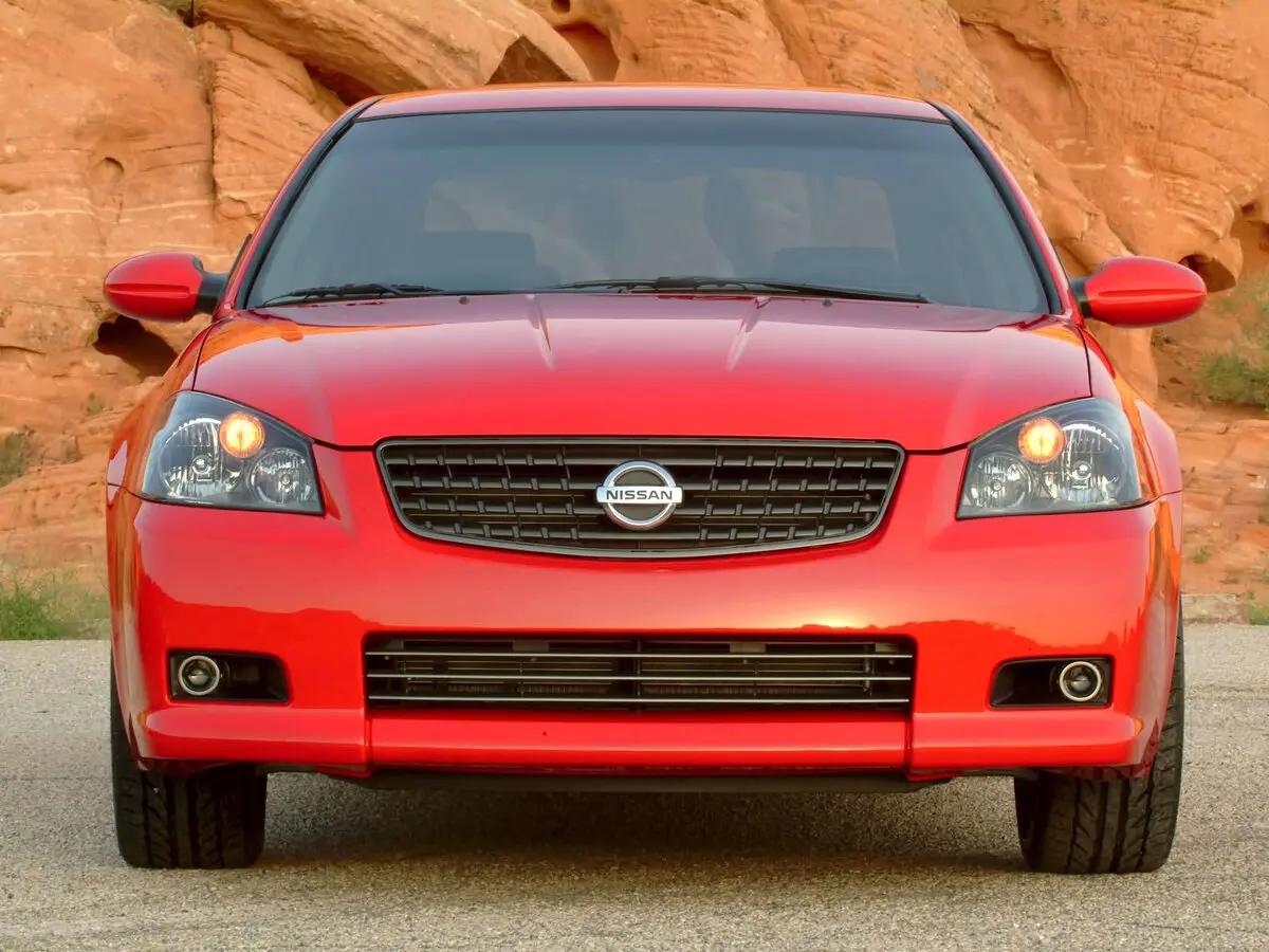 Nissan Altima III (L31) Рестайлинг Седан — сүрөт 3