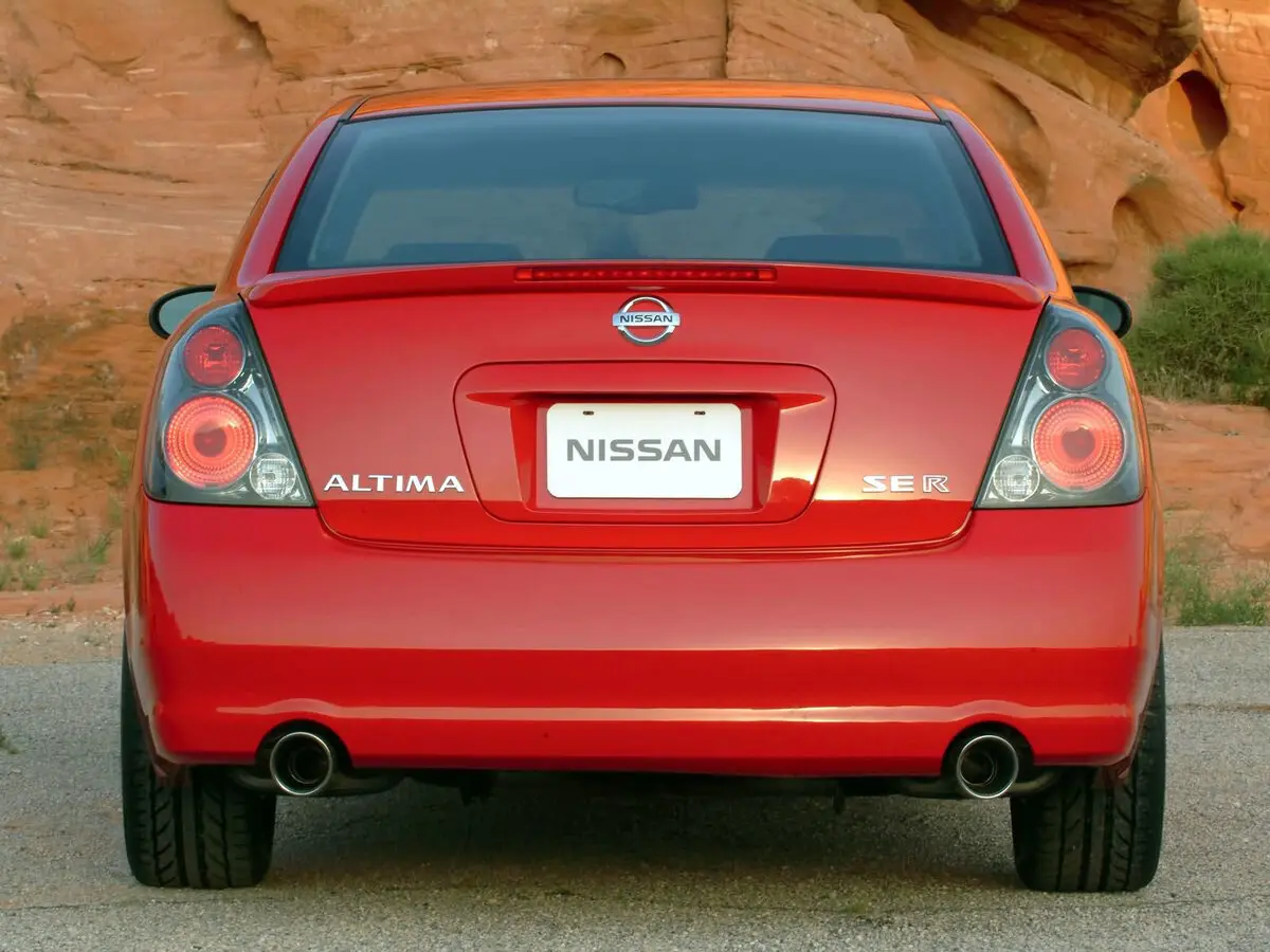 Nissan Altima III (L31) Рестайлинг Седан — сүрөт 4