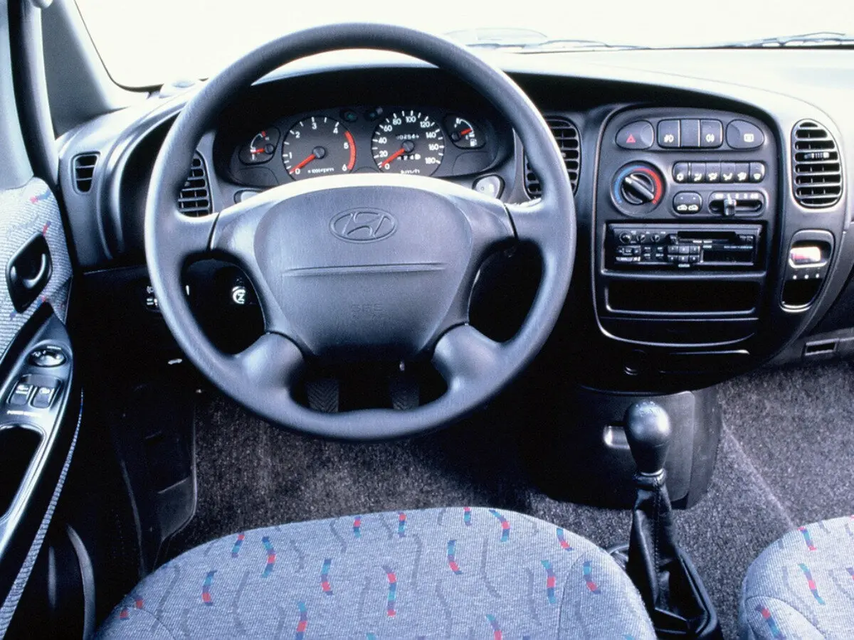 Hyundai Starex I Минивэн — фото 6