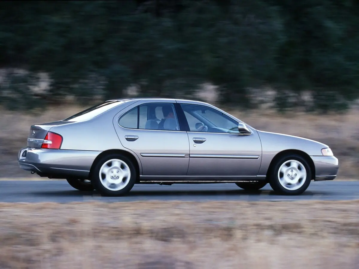 Nissan Altima II (L30) Рестайлинг Седан — сүрөт 2