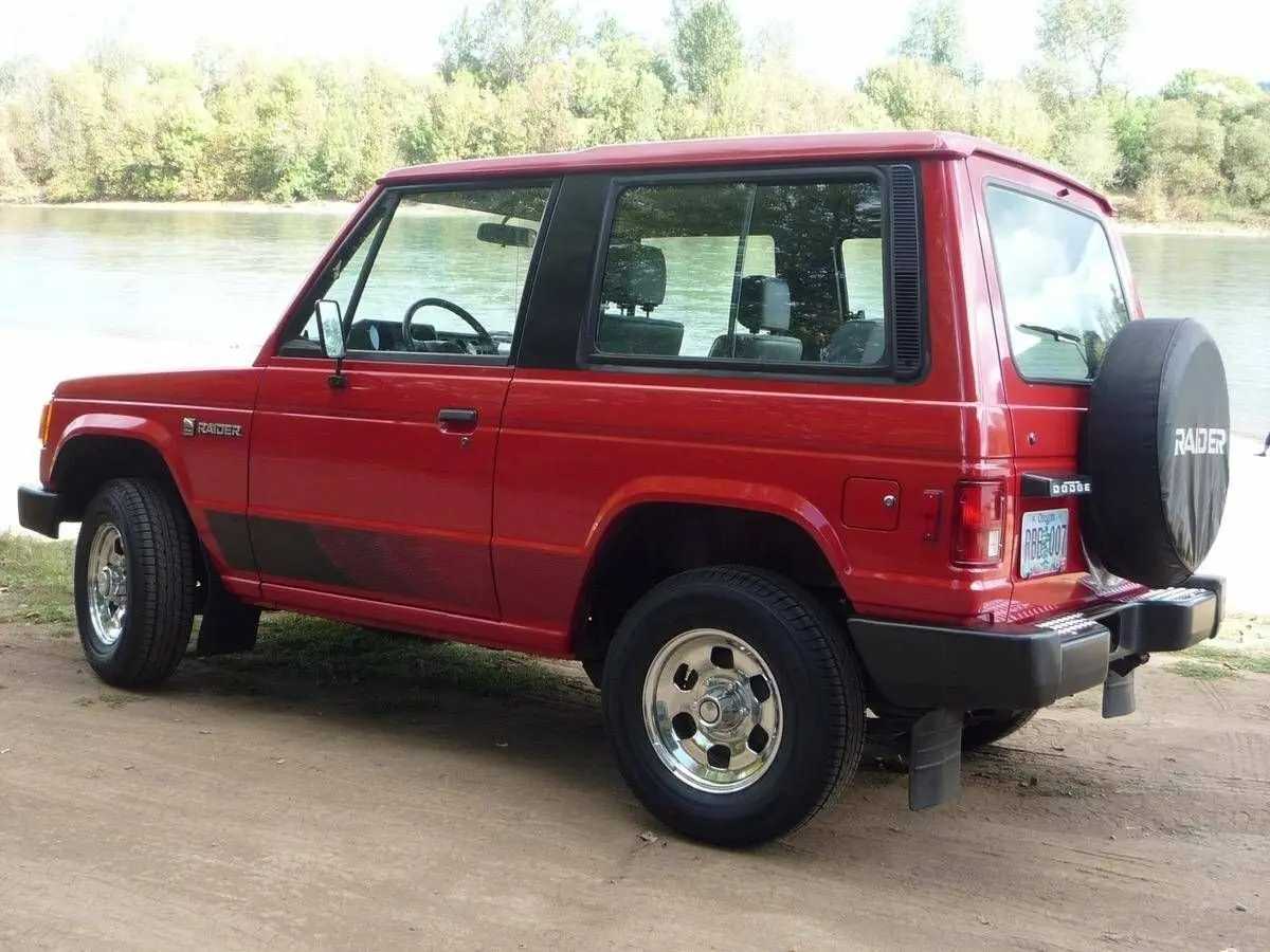 Dodge Raider I Внедорожник 3 дв. — 照片 3