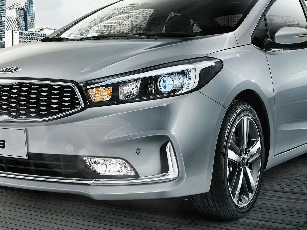 Kia K3 I Рестайлинг Седан — фото 12