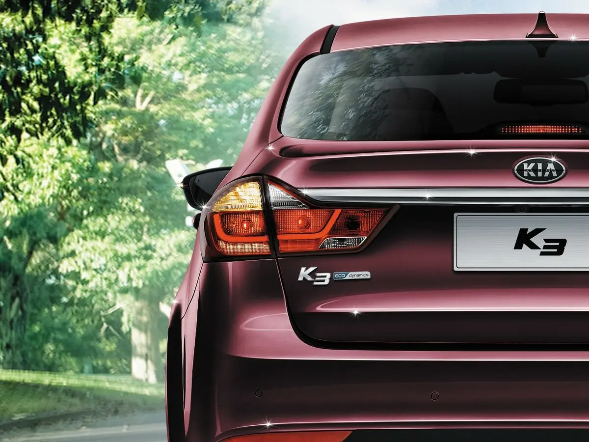 Kia K3 I Рестайлинг Седан — фото 13