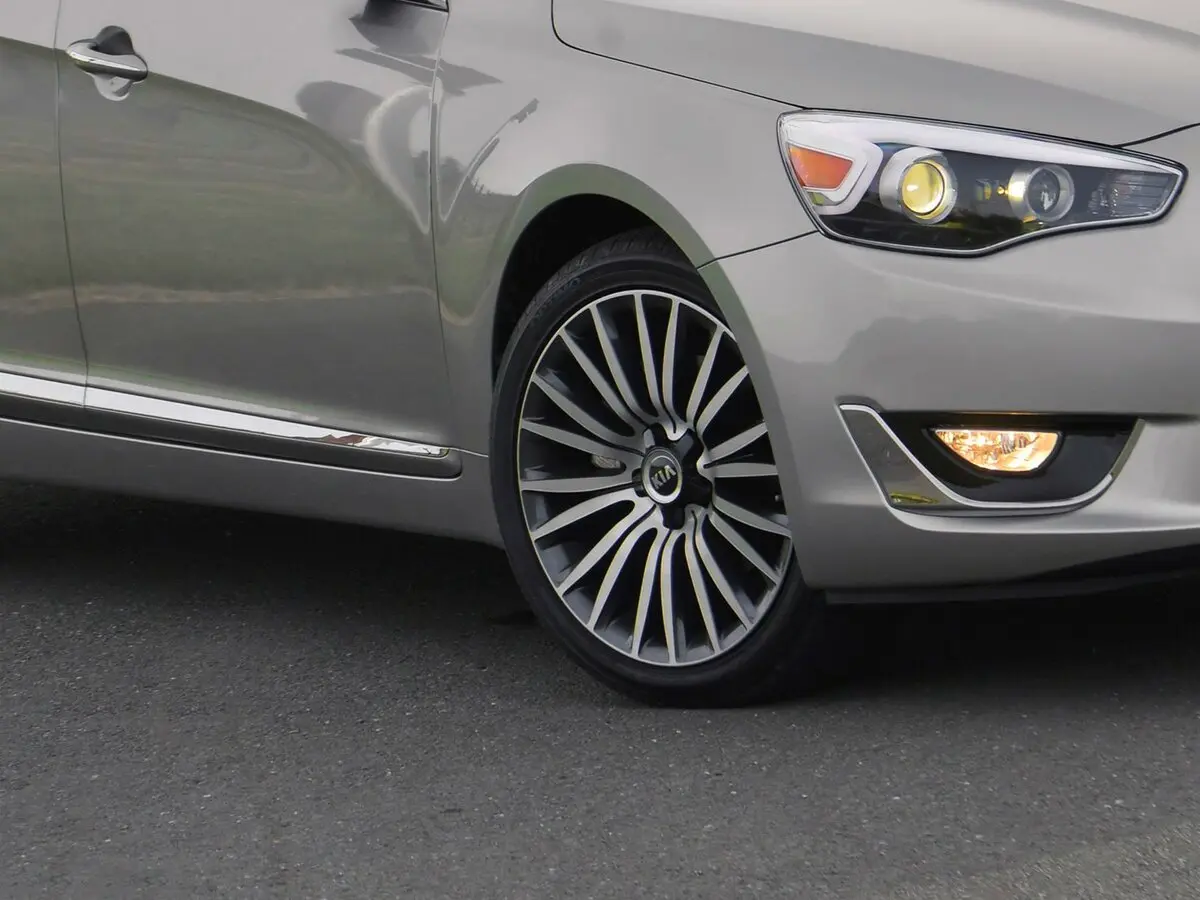 Kia K7 VG (I) Рестайлинг Седан — фото 10