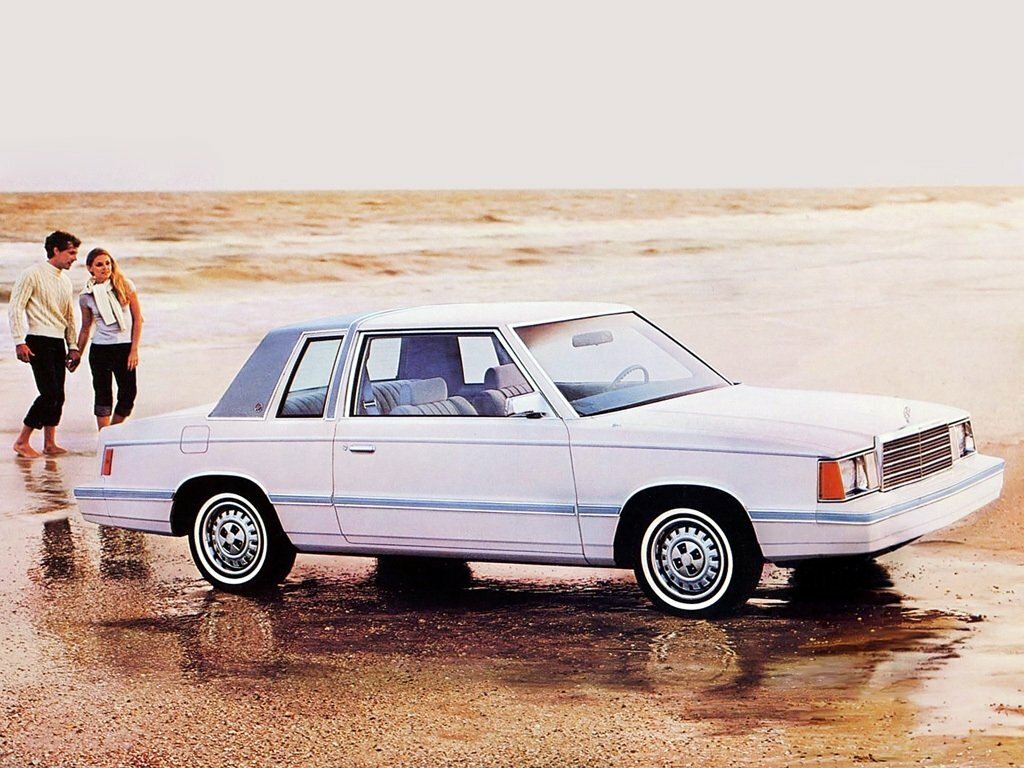 Plymouth Reliant I Седан 2 дв.