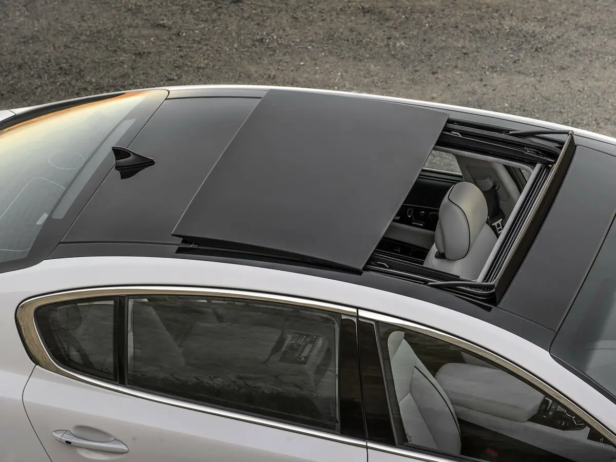 Kia K9 I (KH) Рестайлинг Седан — photo 10