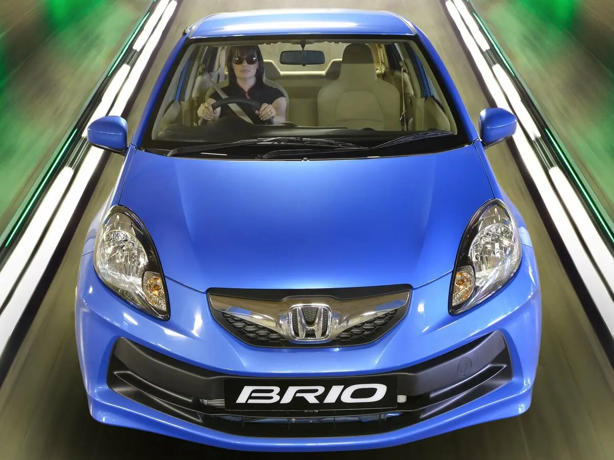 Honda Brio I Хэтчбек 5 дв. — сүрөт 3