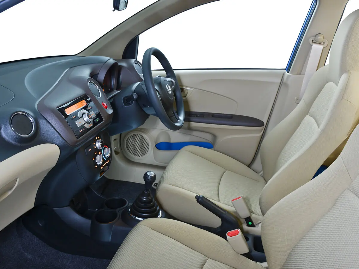Honda Brio I Хэтчбек 5 дв. — сүрөт 8