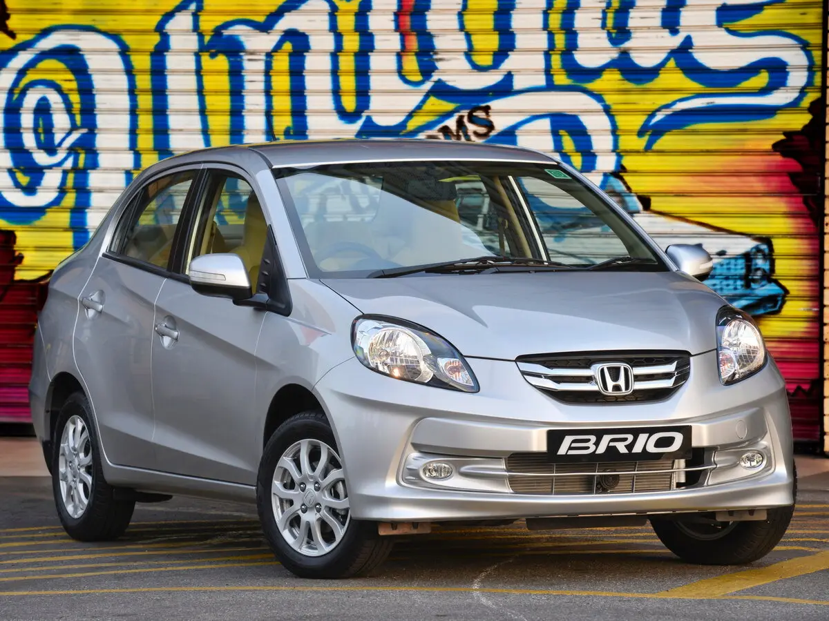 Honda Brio I Седан Amaze — сүрөт 3