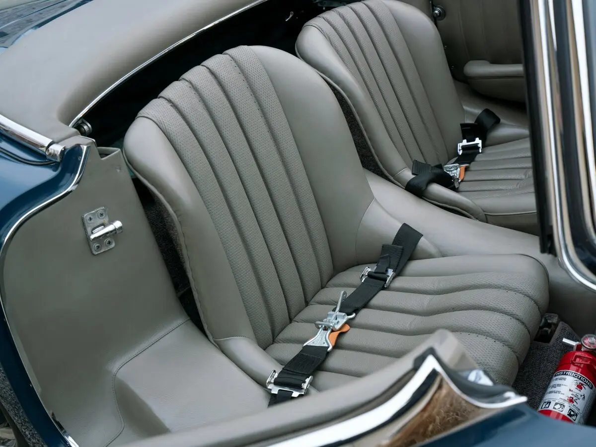 Mercedes-Benz SL-Класс W198 Родстер — photo 8