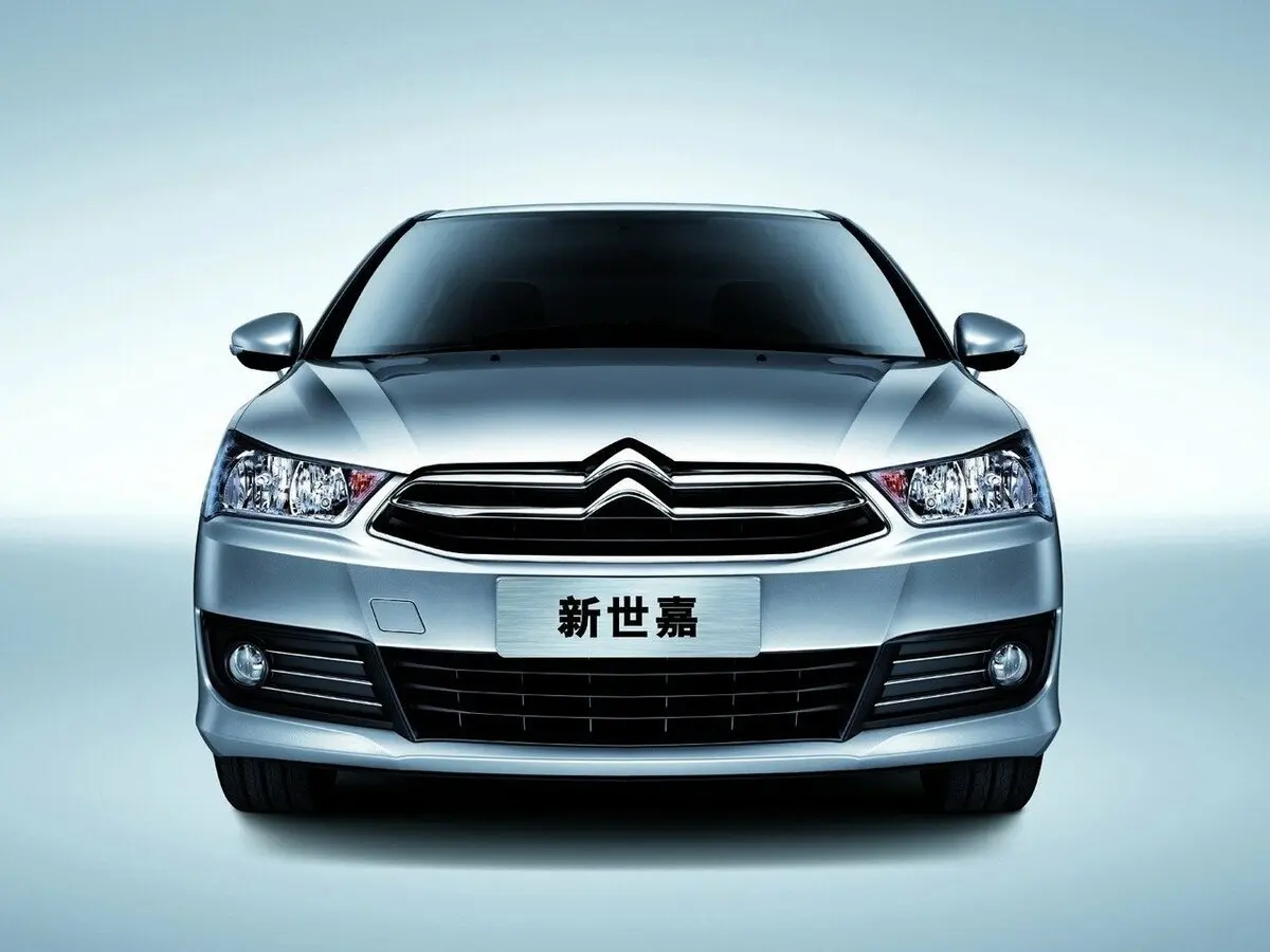 Citroen C-Quatre II Седан — сүрөт 2