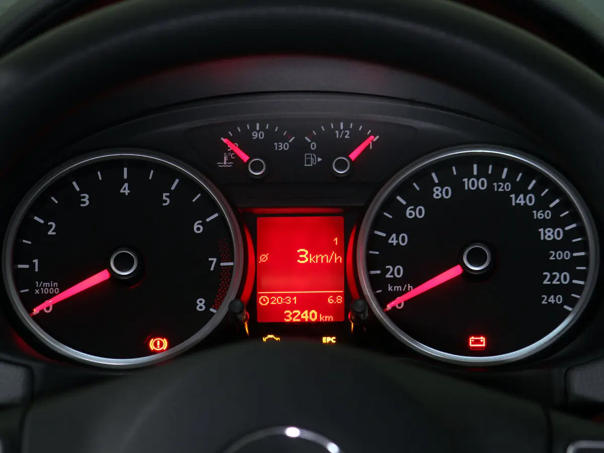 Volkswagen Gol III Хэтчбек 5 дв. — 照片 9