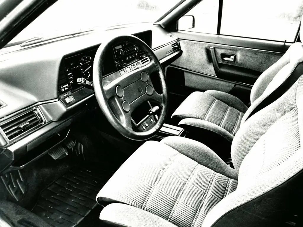 Volkswagen Quantum I Седан — сүрөт 3