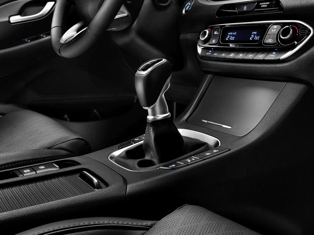 Hyundai i30 III Лифтбек Fastback — фото 12