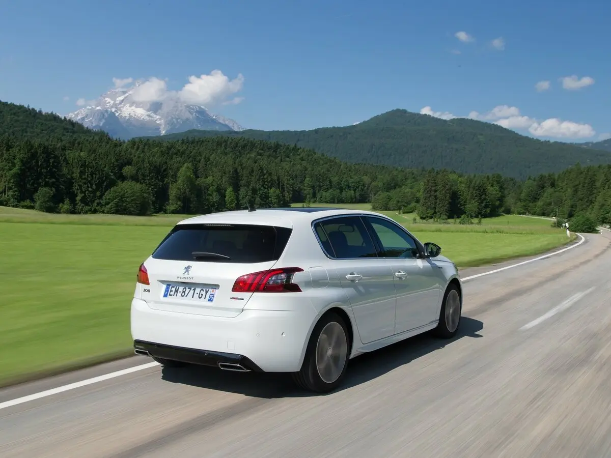 Peugeot 308 II Рестайлинг Хэтчбек 5 дв. — сүрөт 5