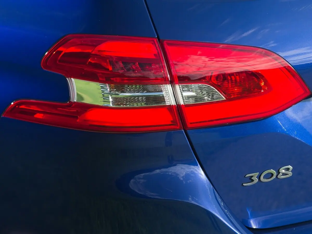 Peugeot 308 II Рестайлинг Универсал 5 дв. — сүрөт 5