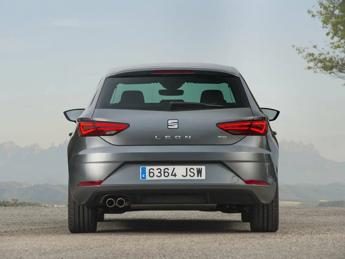SEAT Leon III Рестайлинг Хэтчбек 5 дв. — photo 3